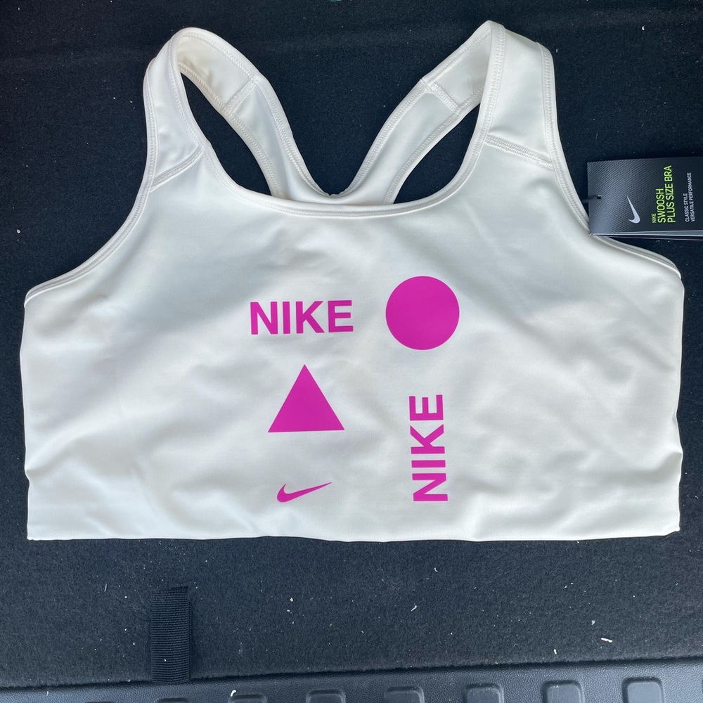 NWT Nike Sports bra 1X